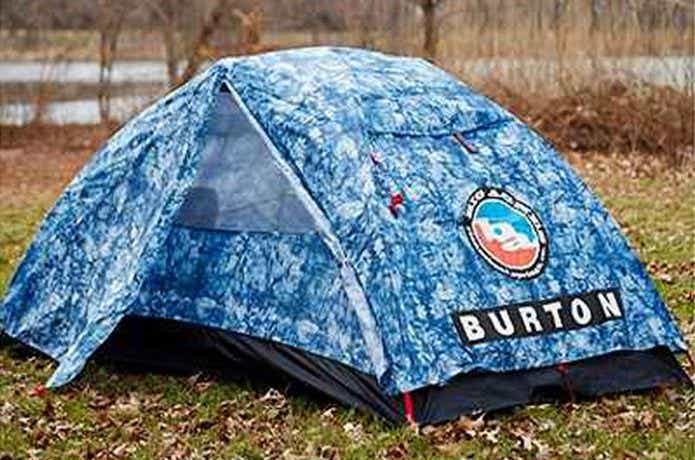 3シーズン用のバートンの小型テント