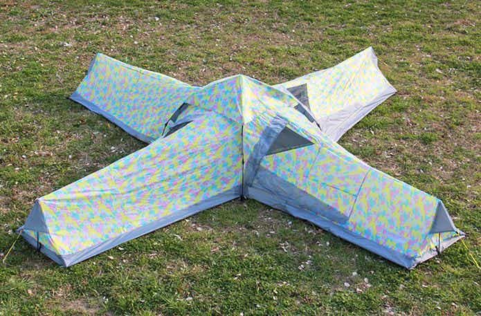 ドッペルギャンガーの4人用十字型テントがユニーク